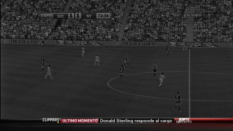 Illustration for article titled Which Sports Network Wastes The Most Space With Its Scores Ticker?